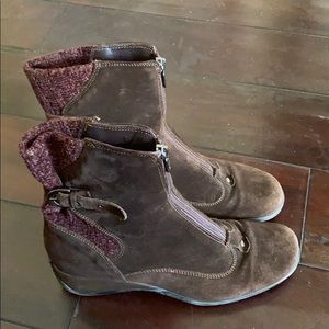 Aquatalia Brown Booties
